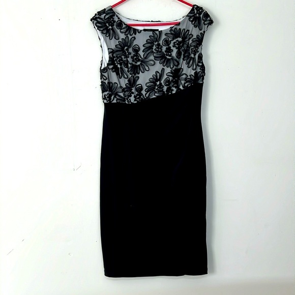 🌞 Connected Apparel Chic Elegant Black Floral Midi Dress Women plus size 14 - Picture 1 of 16